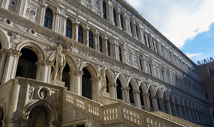 Giant's Staircase, Doge's Palace