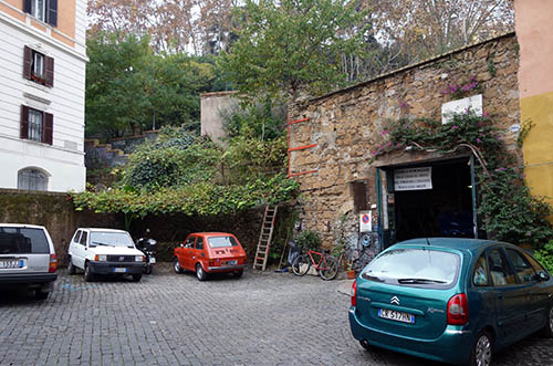Trastevere garage